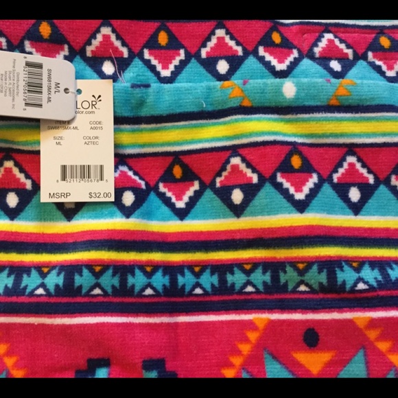 🎉FINAL🎉BEAUTIFUL Aztec Print Spa Wrap NWT - Picture 4 of 8
